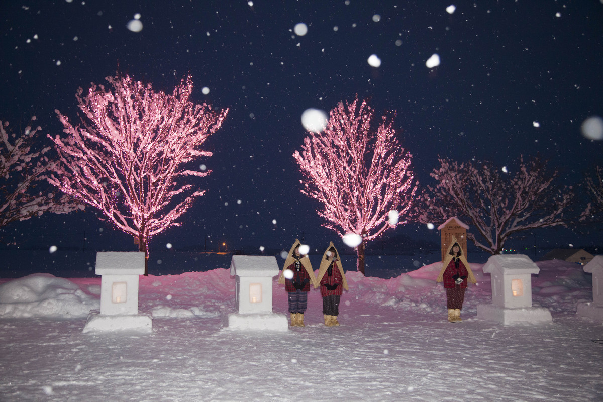 湯沢 犬っこまつり 雪国で400年続く伝統の小正月行事 おでcafe